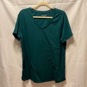 Ava & Viv Forest Green Short Sleeve V-Neck Tee Size 1X